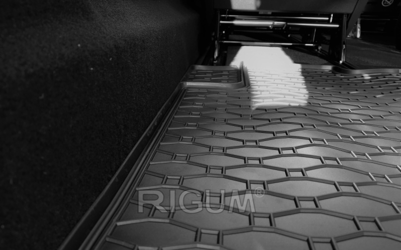 Rubber mats suitable for MERCEDES Vito 2024- XL 8/9 seats